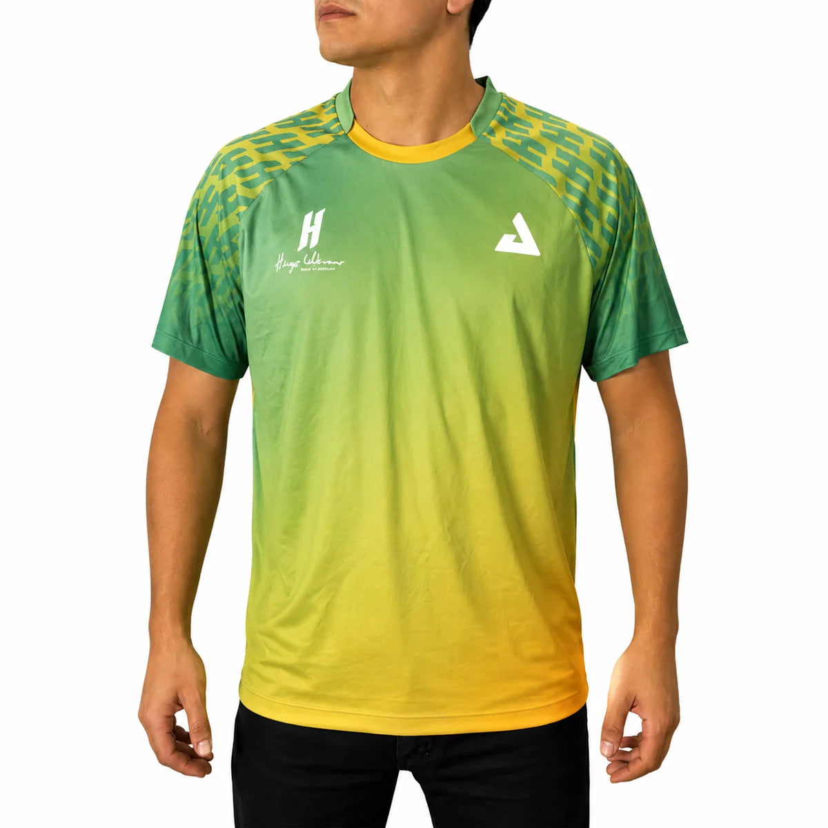 Camisa JOOLA Hugo Calderano Concurso Monograma